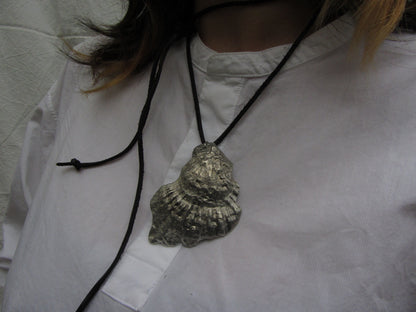 oyster necklace
