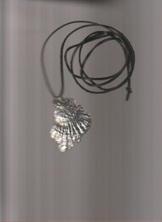 oyster necklace
