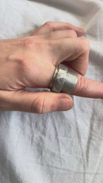 ring no. 11 spinner ring